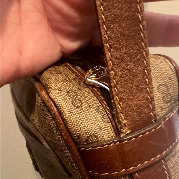 Vintage Gucci Mini GG Adjustable Crossbody - Picture 13 of 16